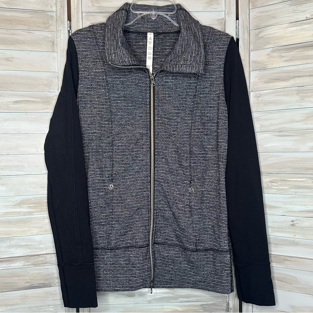 Lululemon Athletica Daily Yoga Jacket Coco Pique Black Body + Black Sleeves 8